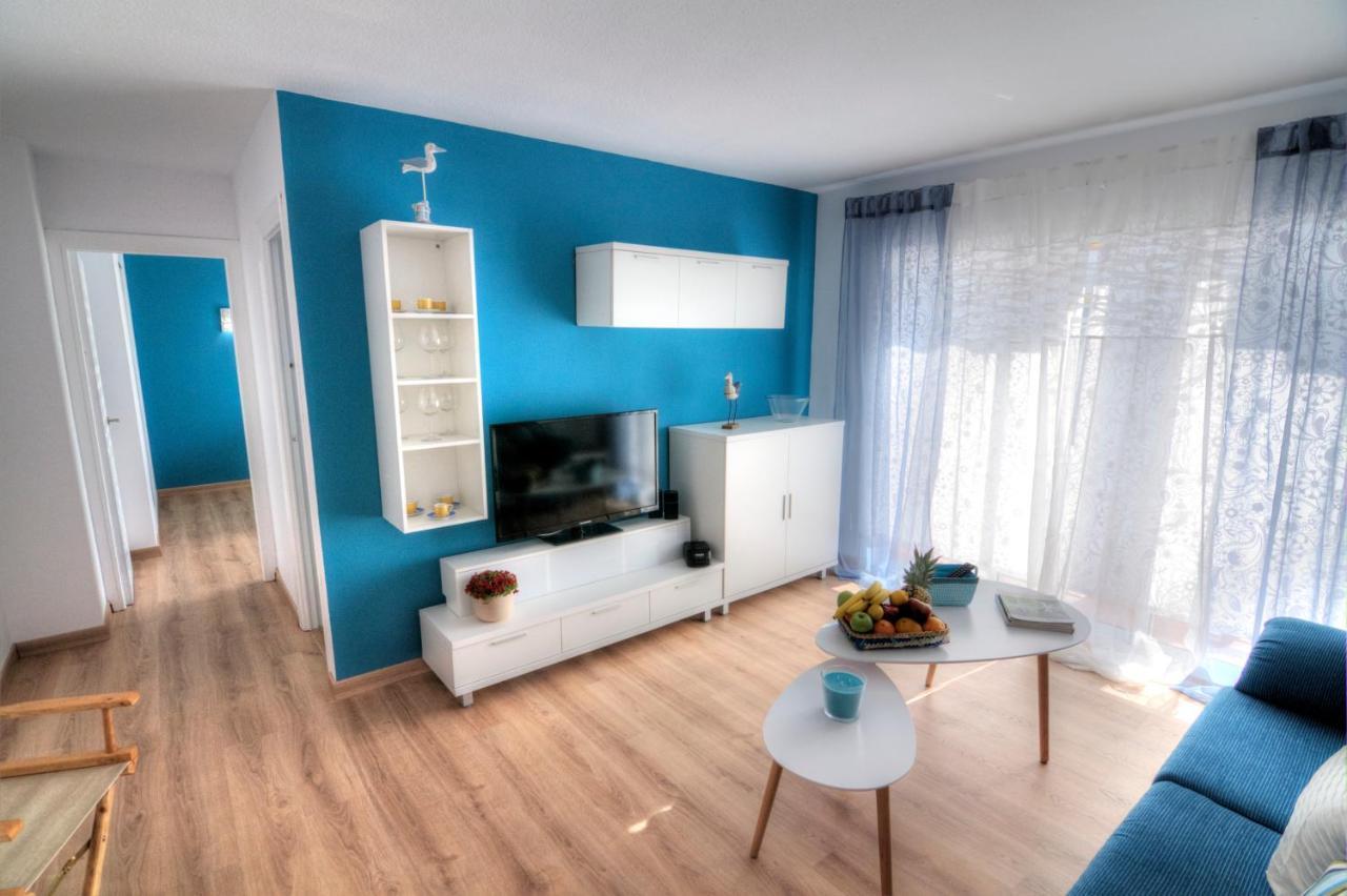 Paradise Beach Apartment Caleta De Velez Exterior photo